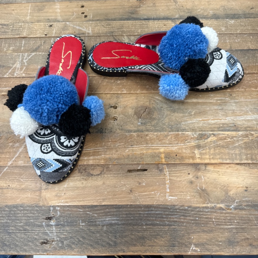 Shoes - Picture 2 of 2
